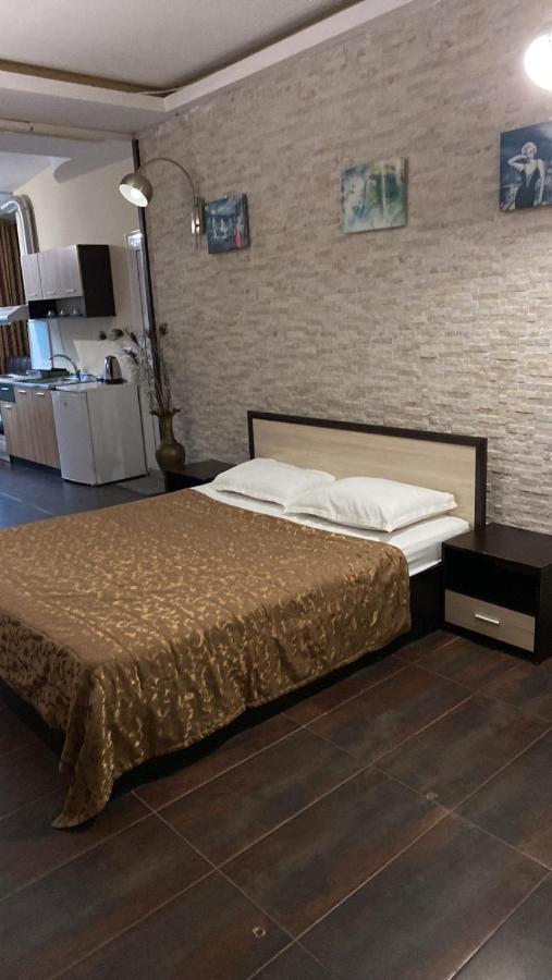 וארנה Danita Apartments & Diva Restaurant Bbq&Pool Bar מראה חיצוני תמונה