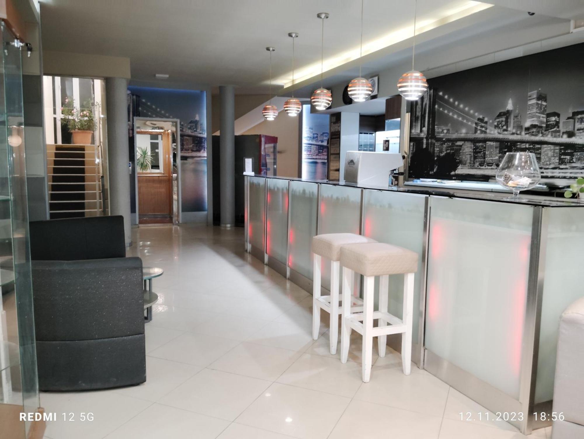 וארנה Danita Apartments & Diva Restaurant Bbq&Pool Bar מראה חיצוני תמונה